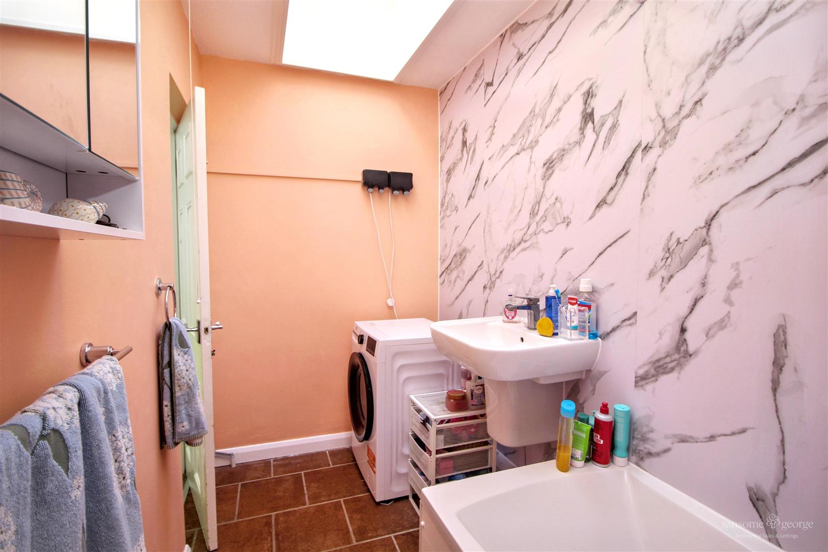 Bath Road, Southcote, Reading